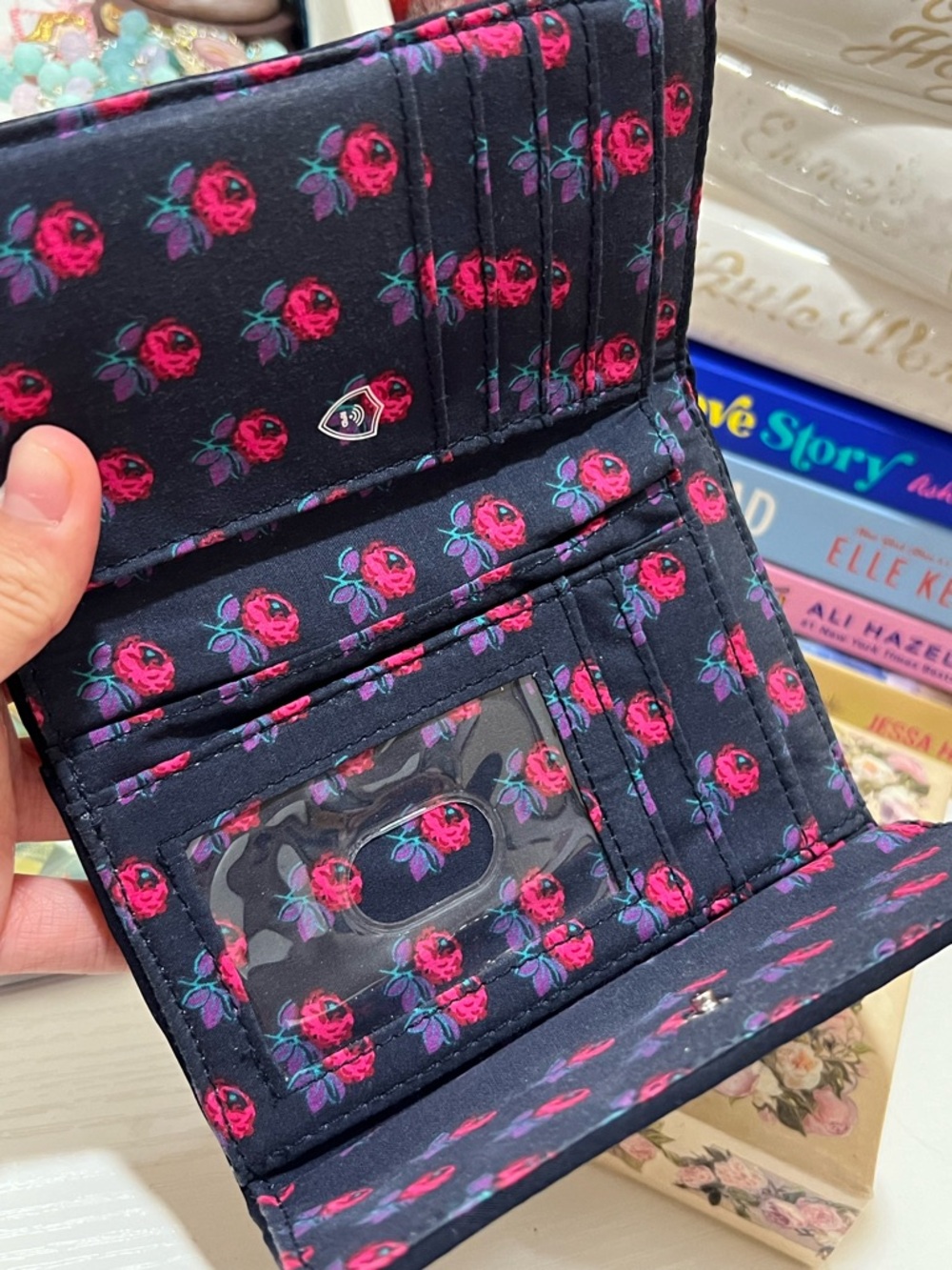 Vera Bradley Quilted Navy Blue Fold-Over Wallet - Picture 3 of 3